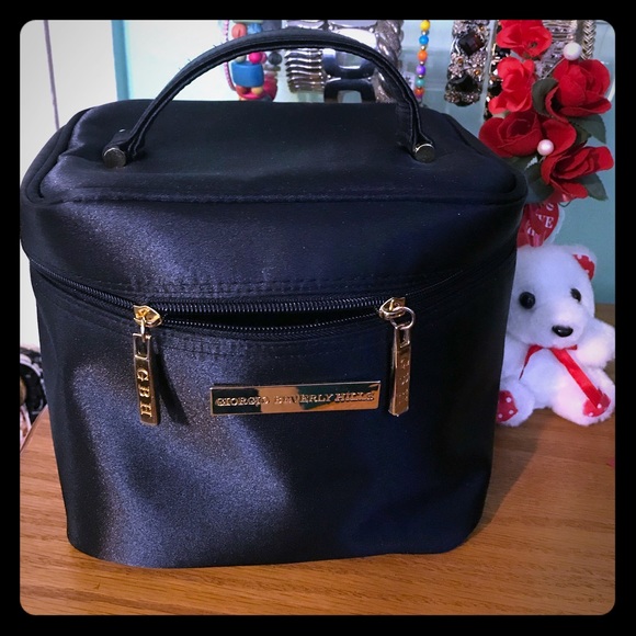 Georgio Beverly Hills Cosmetics storage - Picture 1 of 5